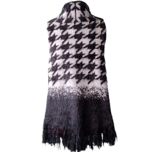 Warm fuzzy soft boho shaggy black white stretch weave knit sweater Fringe vest - Picture 4 of 7